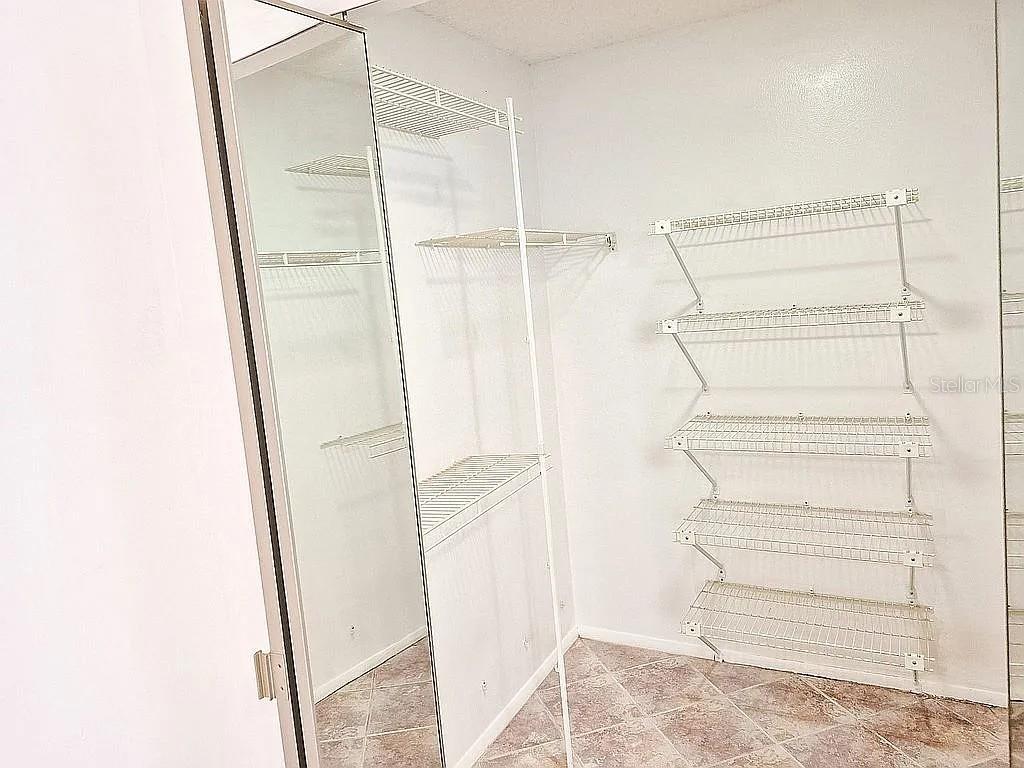 GARDEN GROVE - Residential