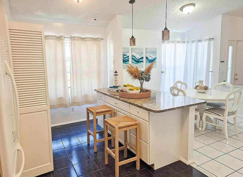 GARDEN GROVE - Residential