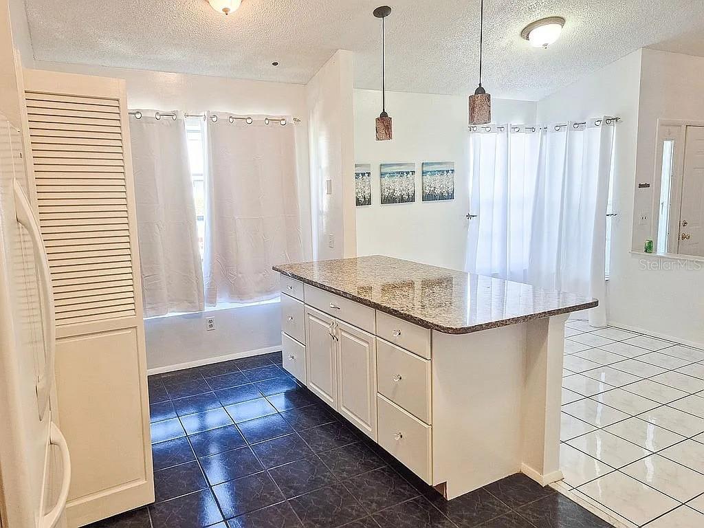 GARDEN GROVE - Residential