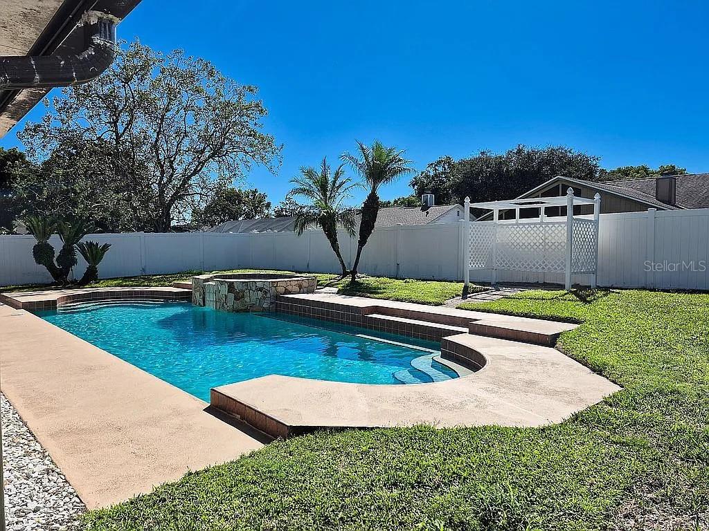 GARDEN GROVE - Residential