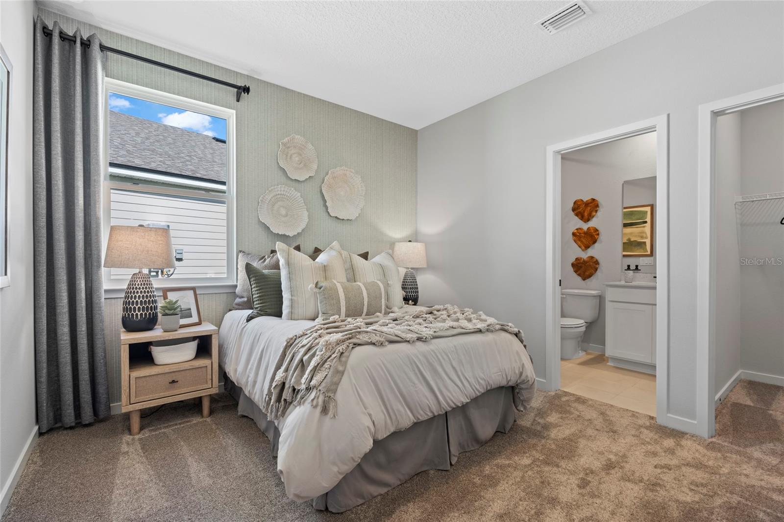 RESERVE EAST - Residential