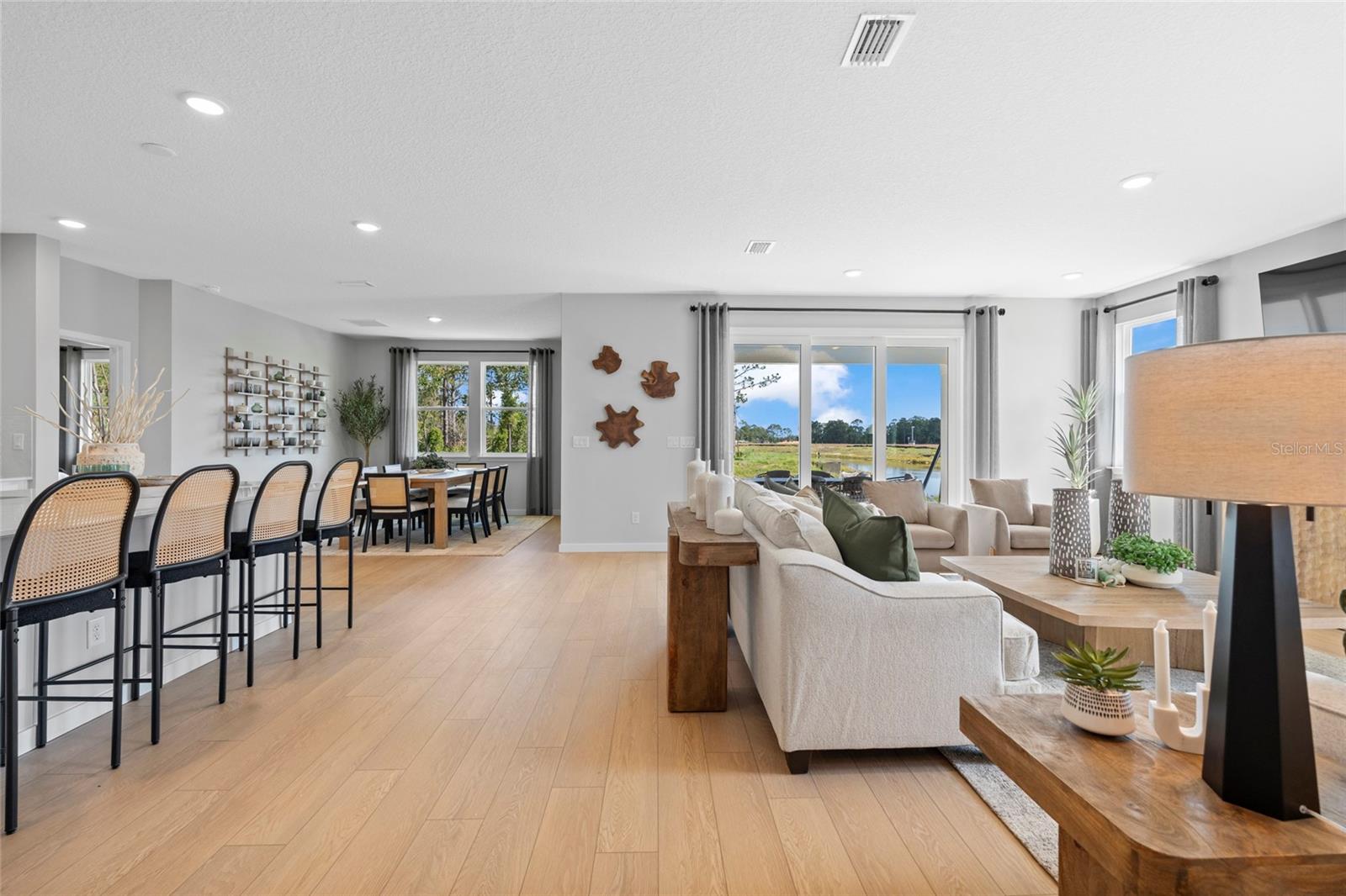 RESERVE EAST - Residential