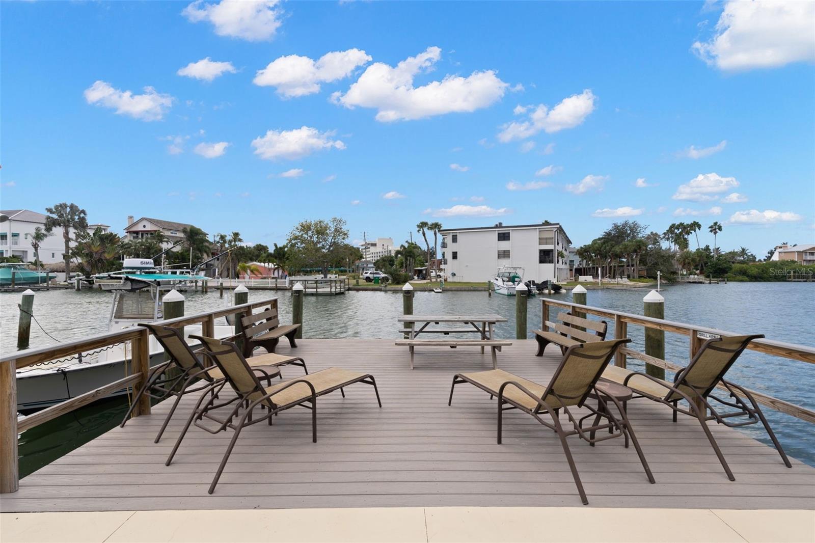 TREASURE ISLANDS POINTS WEST APTS CONDO - Residential