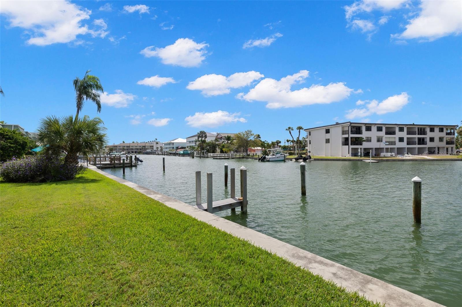 TREASURE ISLANDS POINTS WEST APTS CONDO - Residential