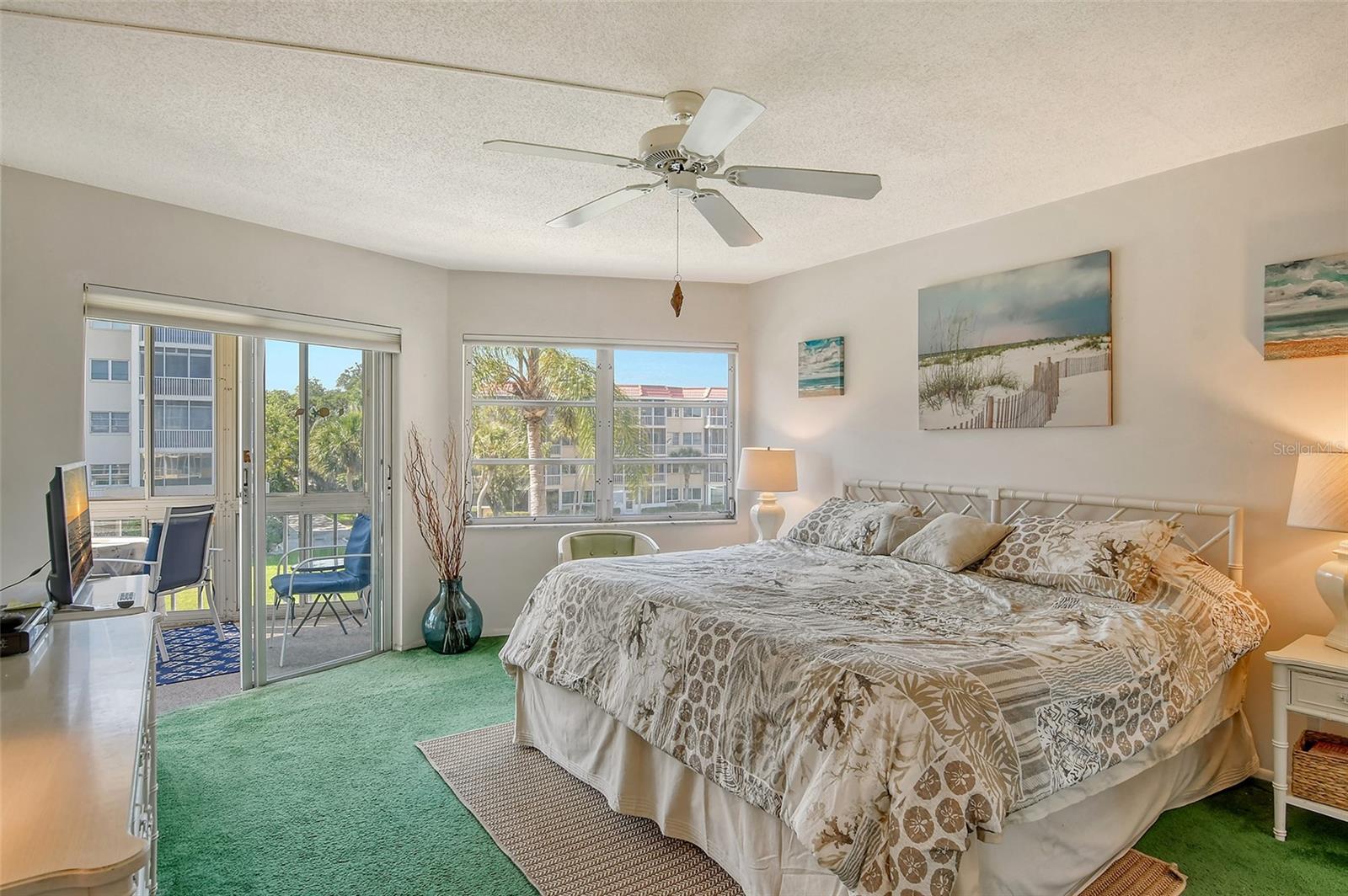 SIESTA HARBOR II - Residential