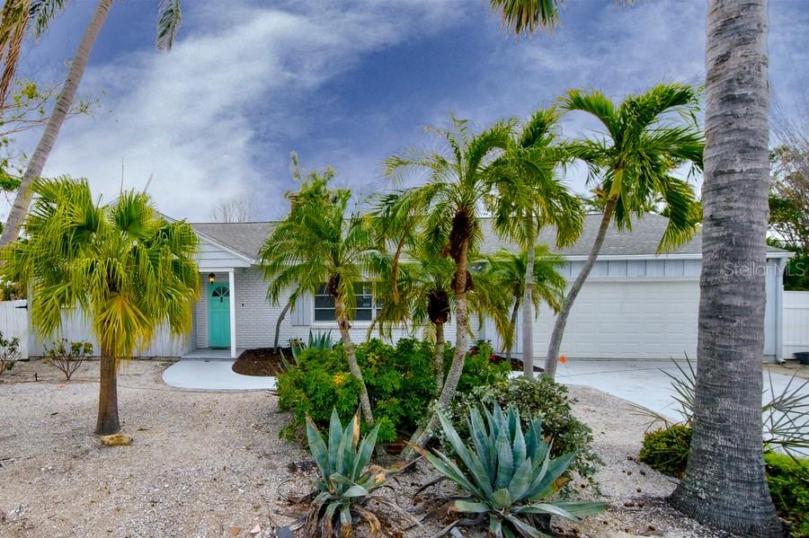 552 JUAN ANASCO DRIVE