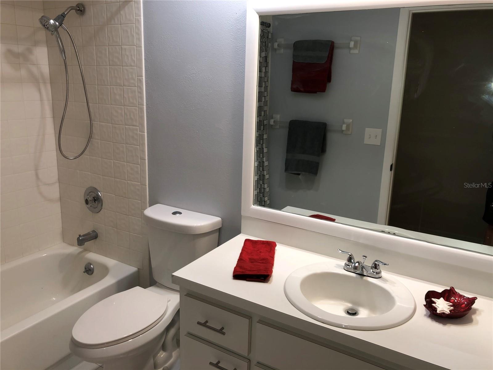 THOMPSON SUB - Residential Lease