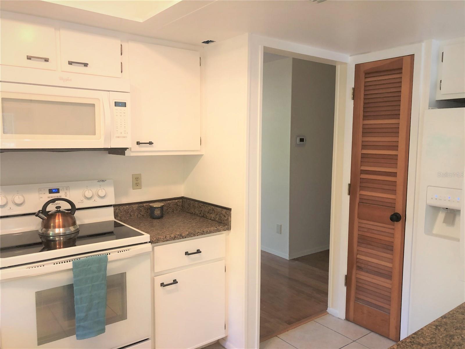 THOMPSON SUB - Residential Lease