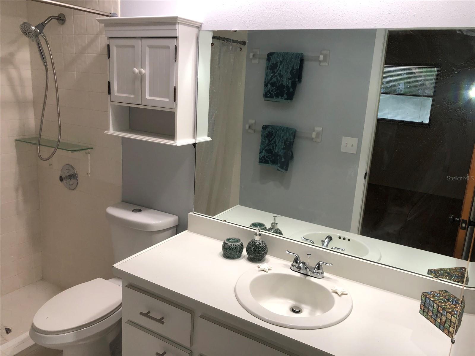 THOMPSON SUB - Residential Lease