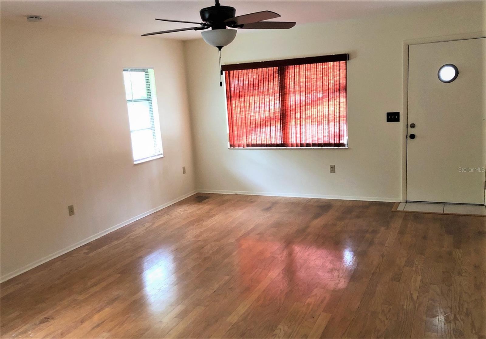 THOMPSON SUB - Residential Lease