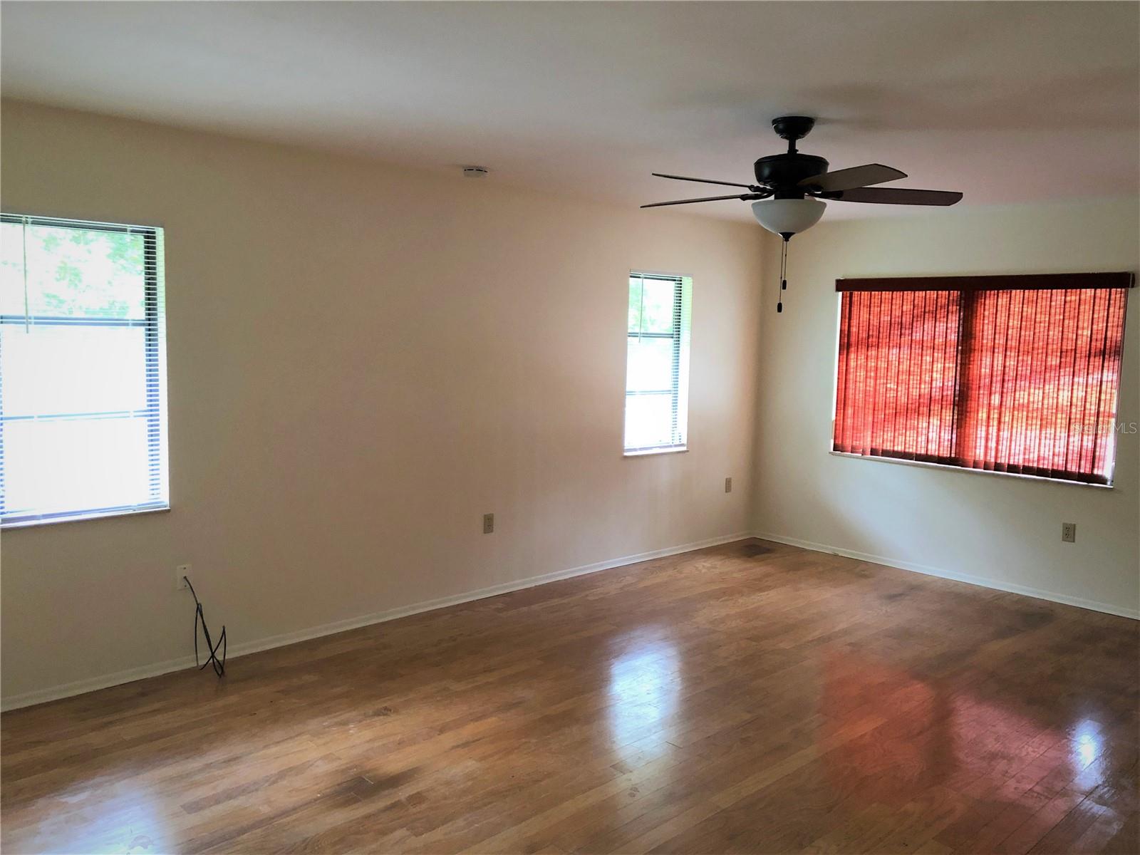 THOMPSON SUB - Residential Lease