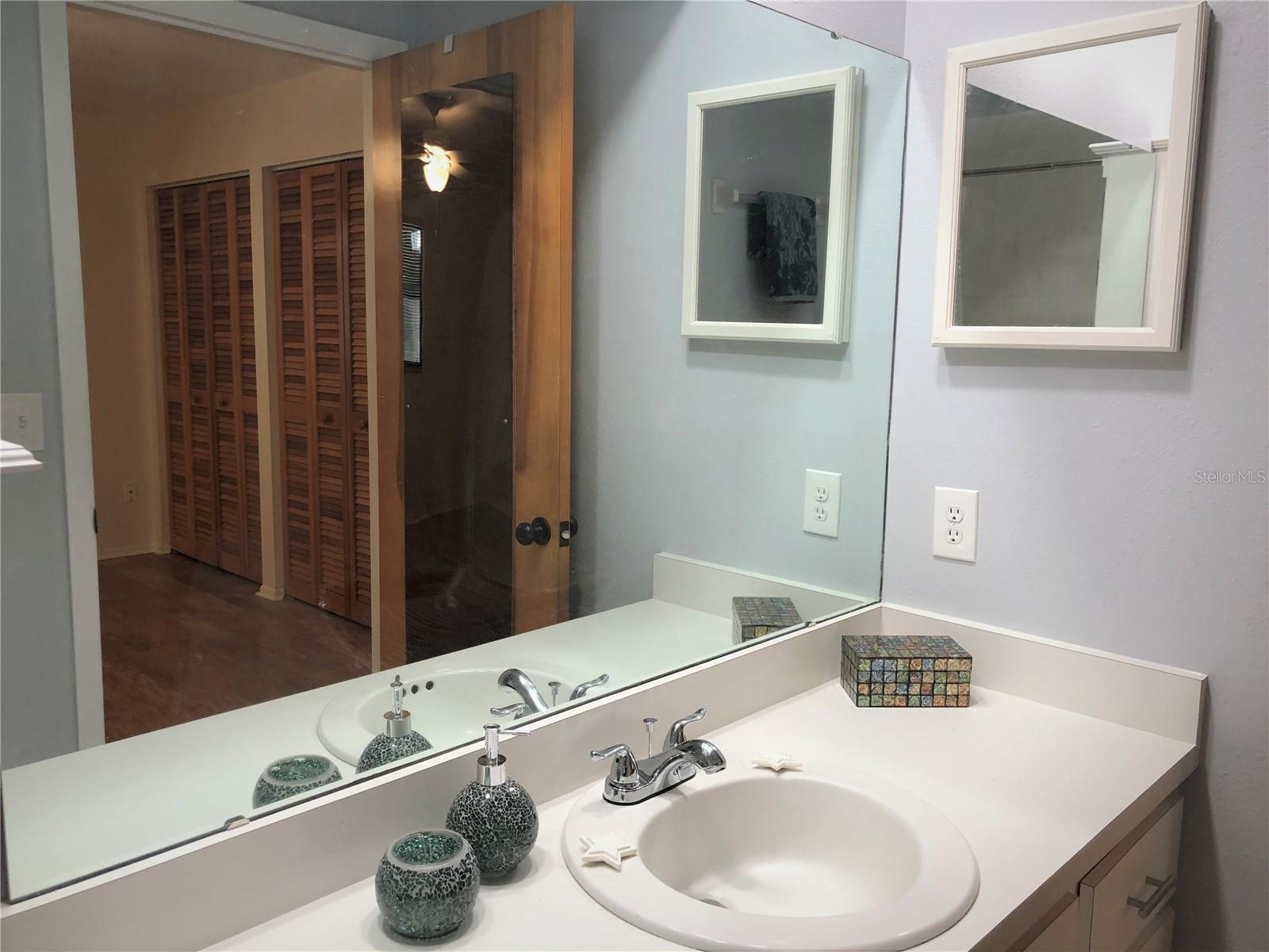 THOMPSON SUB - Residential Lease