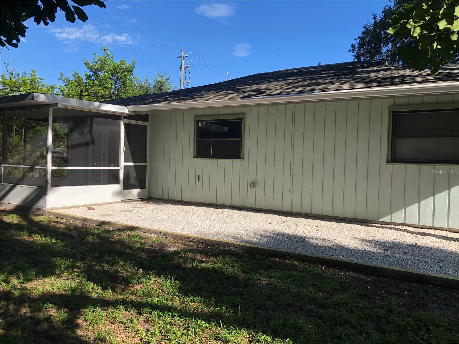 THOMPSON SUB - Residential Lease