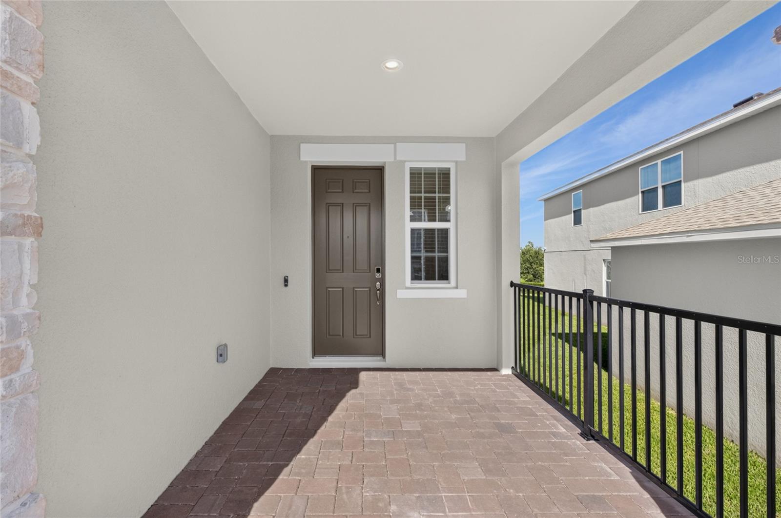 7501 CATANIA LOOP