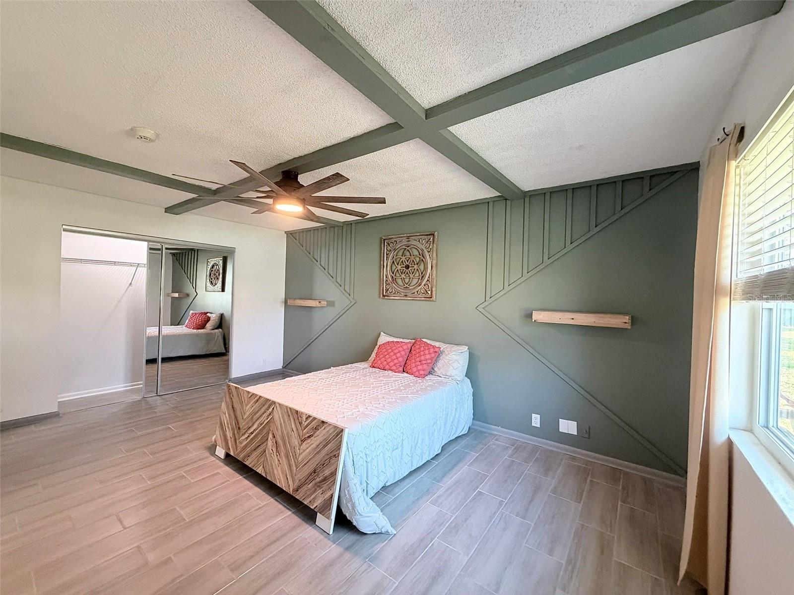 PALM HARBOR CENTER PH01 - Residential Lease