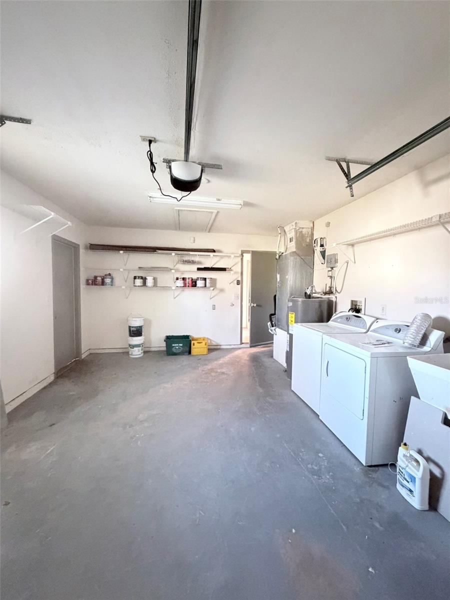 PALM HARBOR CENTER PH01 - Residential Lease