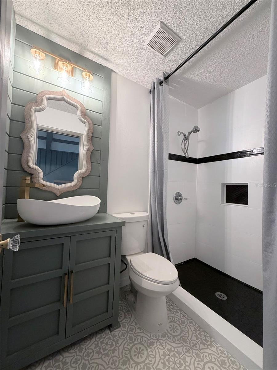 PALM HARBOR CENTER PH01 - Residential Lease