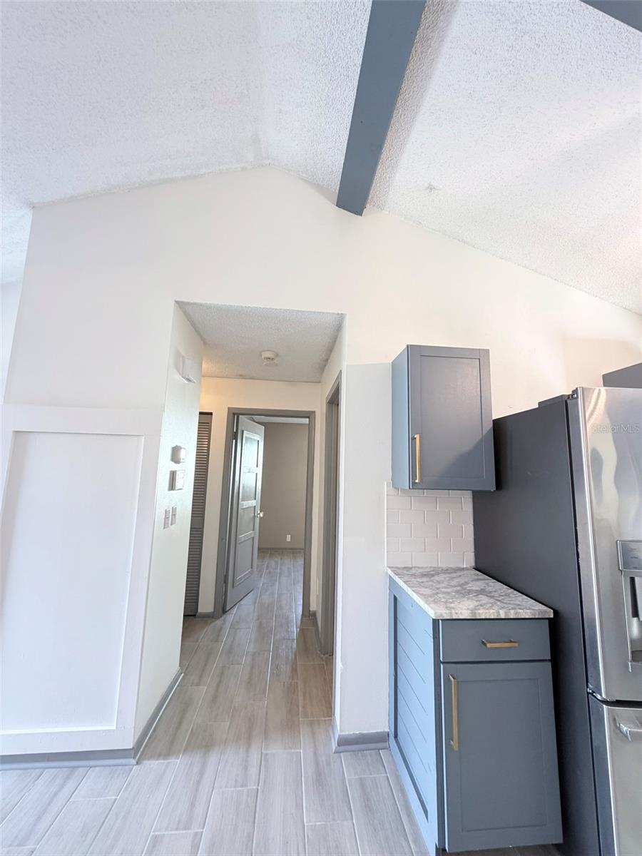 PALM HARBOR CENTER PH01 - Residential Lease