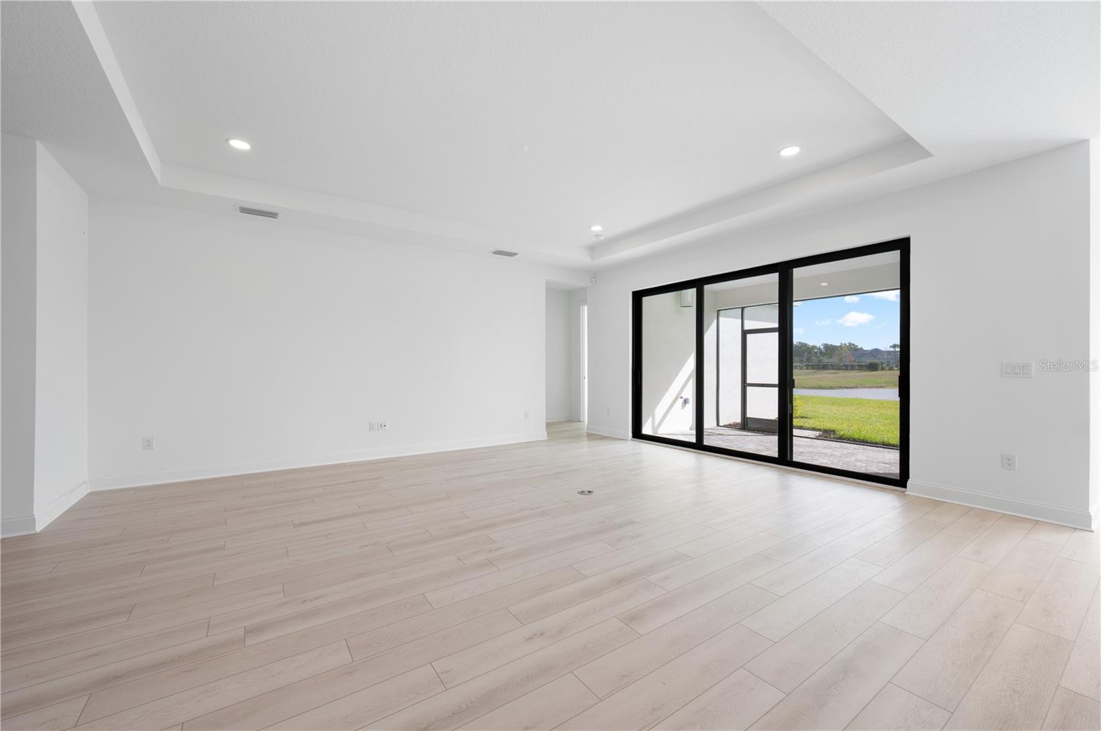 REGENCY AT WATERSET - Residential