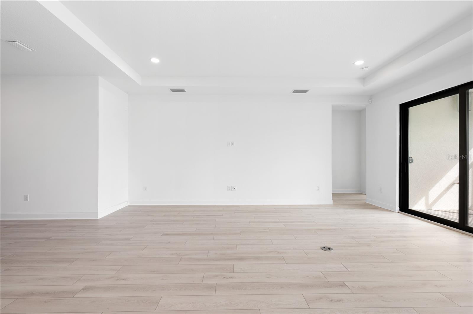 REGENCY AT WATERSET - Residential