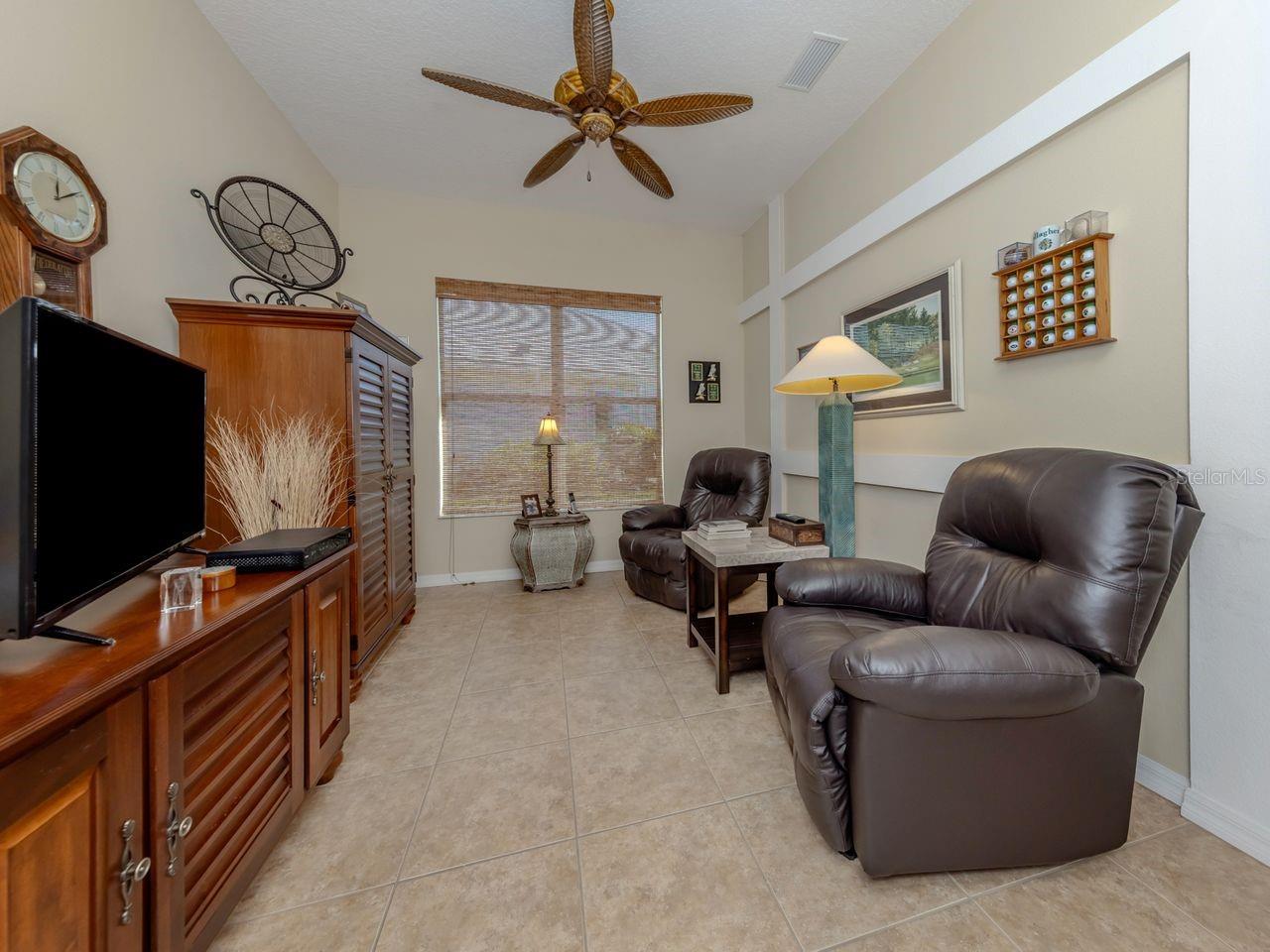 THE LAKES OF JACARANDA - Residential