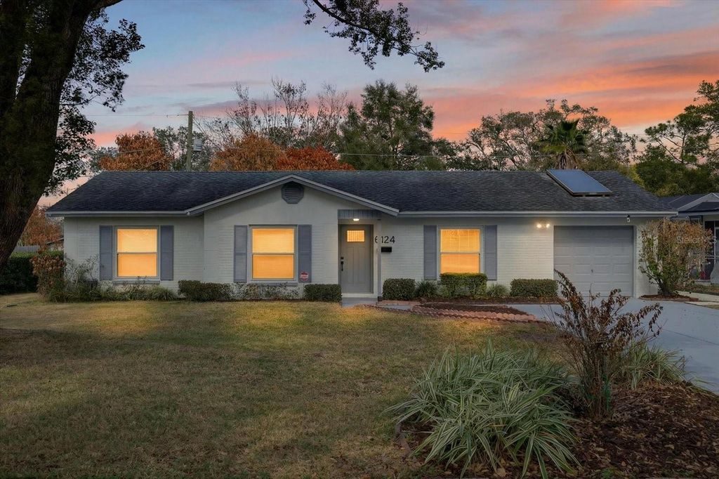 Photo of 6124 E 111th Avenue, Tampa, FL 33617 (MLS # TB8479327)