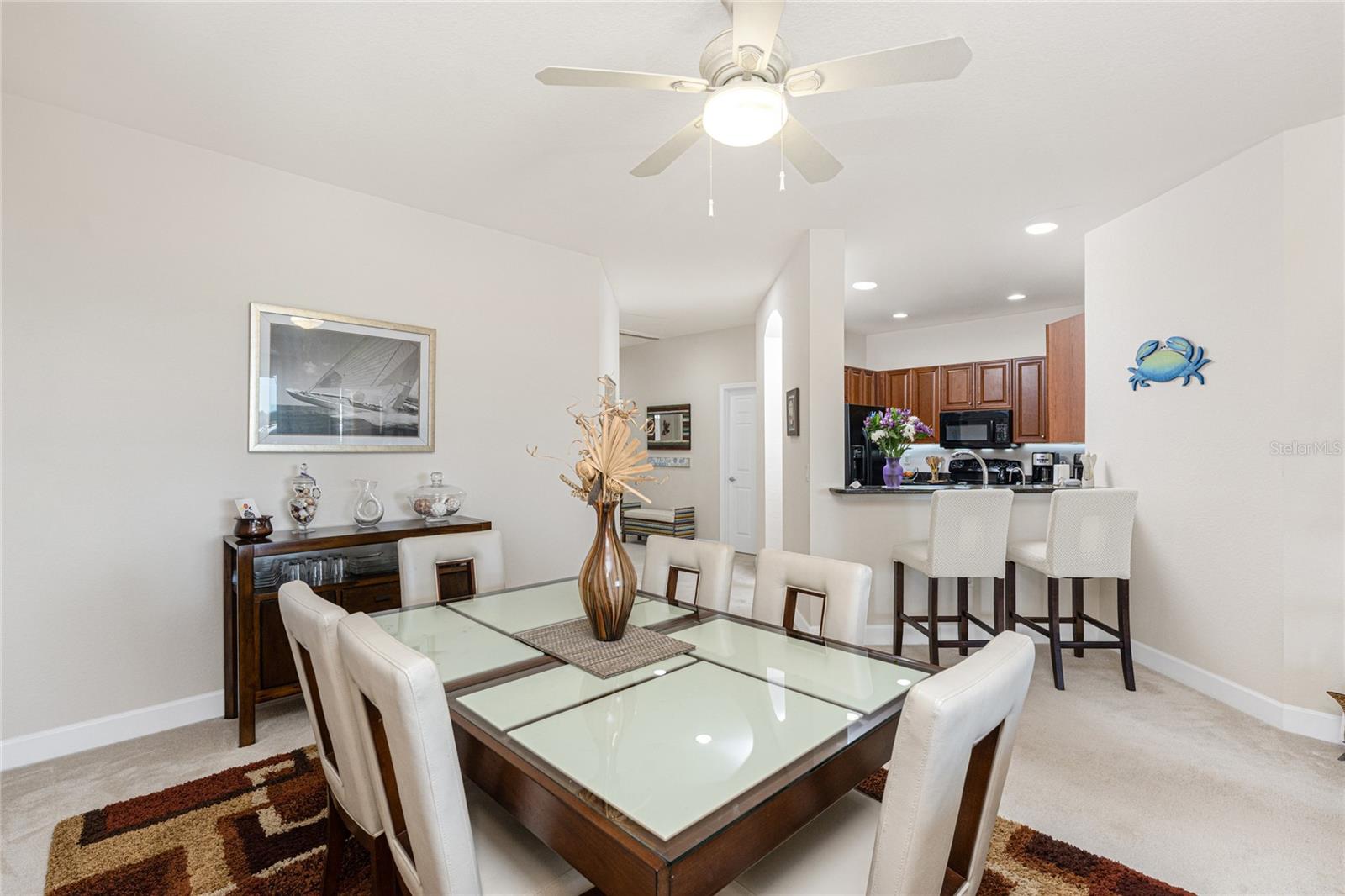 ACAPULCO PLACE - Residential