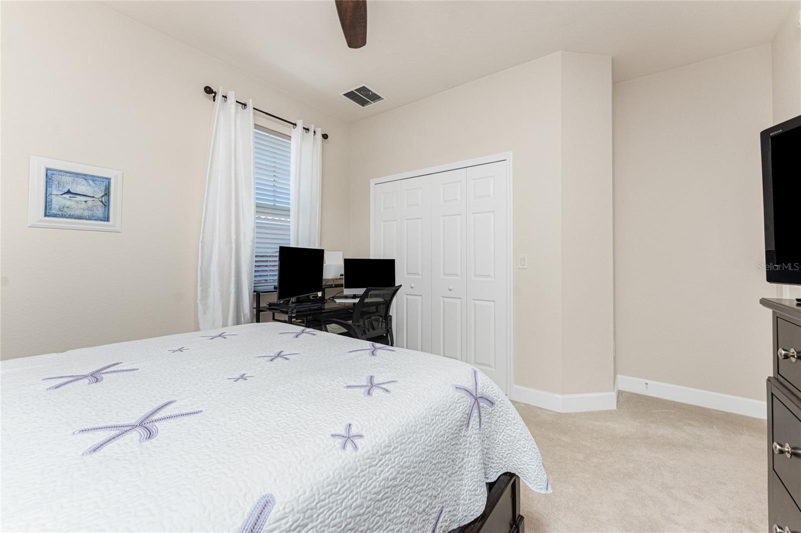 ACAPULCO PLACE - Residential