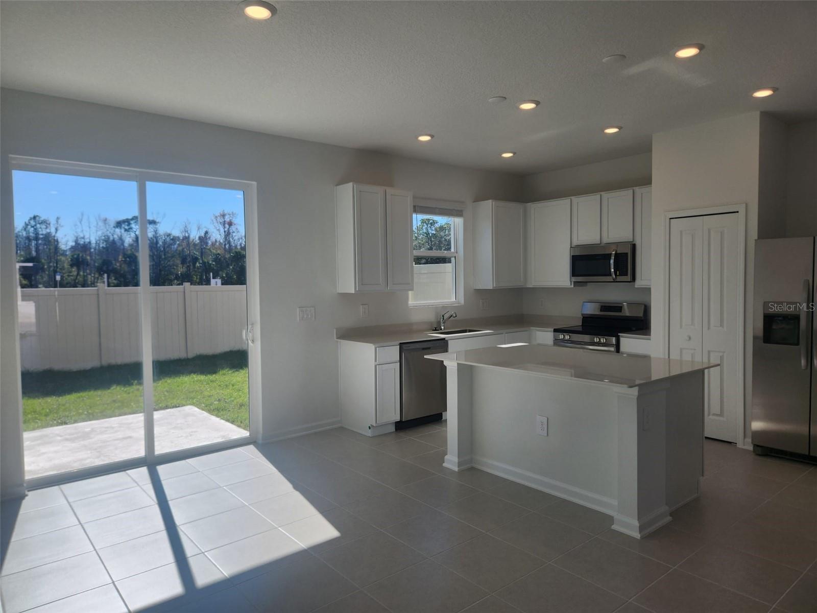 WESTVIEW POD A PH 3 - Residential Lease