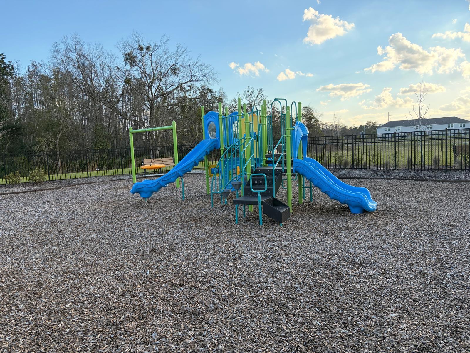 WESTVIEW POD A PH 3 - Residential Lease