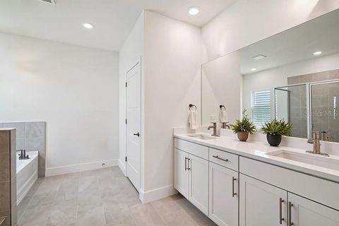 Tiny photo for 4224 SW 52nd Lane Road, Ocala, FL 34474 (MLS # OM722071)