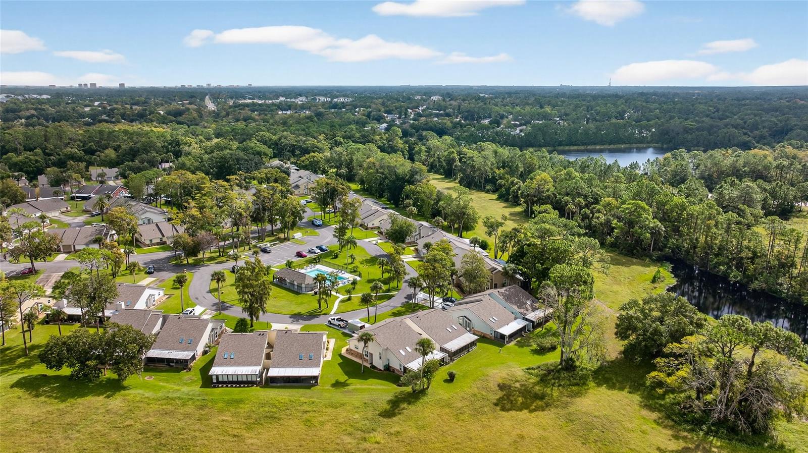 HAWKS LANDING AT PELICAN BAY CONDO PH 01-06 AMD 01 - Residential