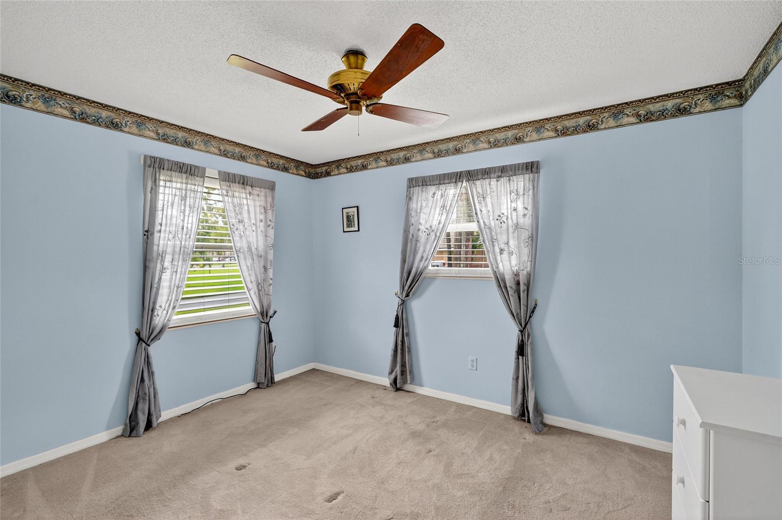 HAWKS LANDING AT PELICAN BAY CONDO PH 01-06 AMD 01 - Residential