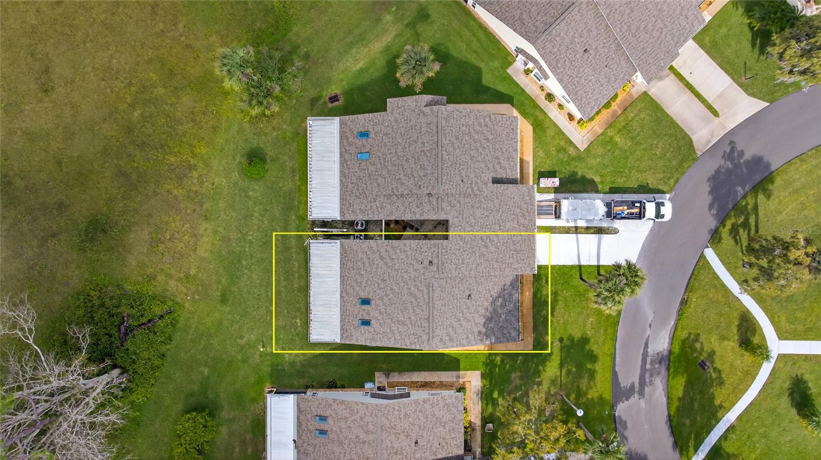 HAWKS LANDING AT PELICAN BAY CONDO PH 01-06 AMD 01 - Residential