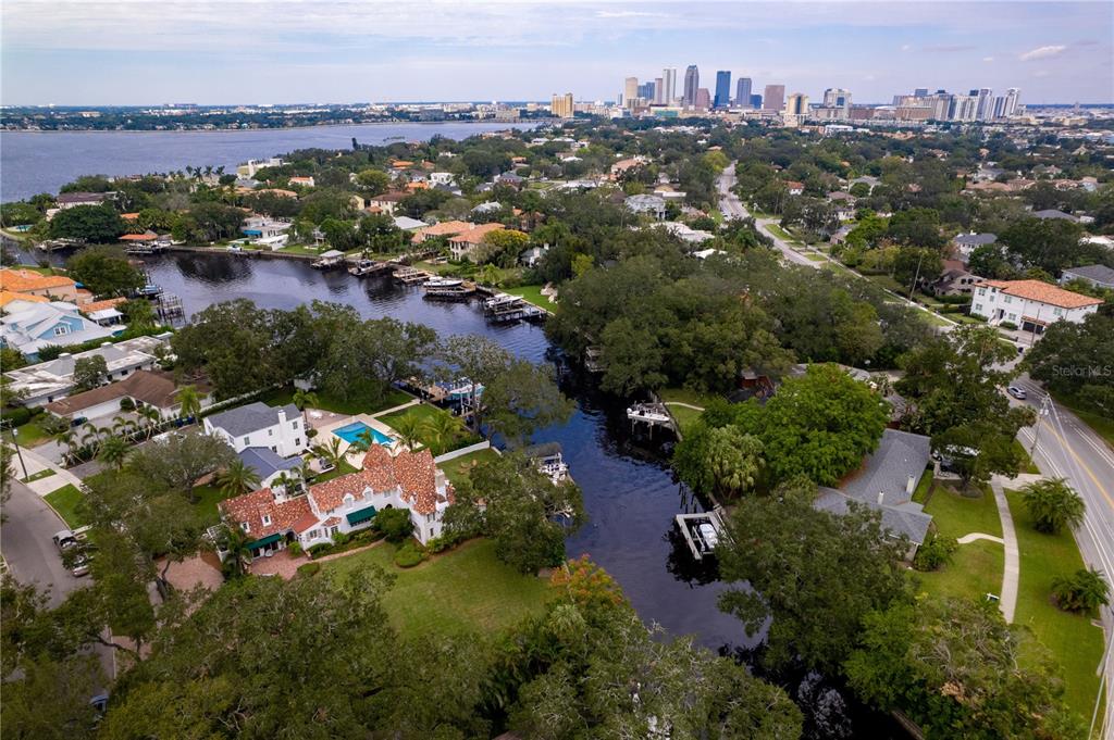 DAVIS ISLANDS PB10 PG52 TO 57 - Residential