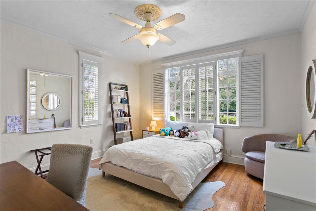 DAVIS ISLANDS PB10 PG52 TO 57 - Residential