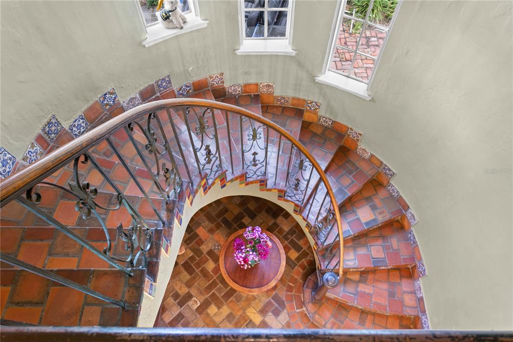 DAVIS ISLANDS PB10 PG52 TO 57 - Residential