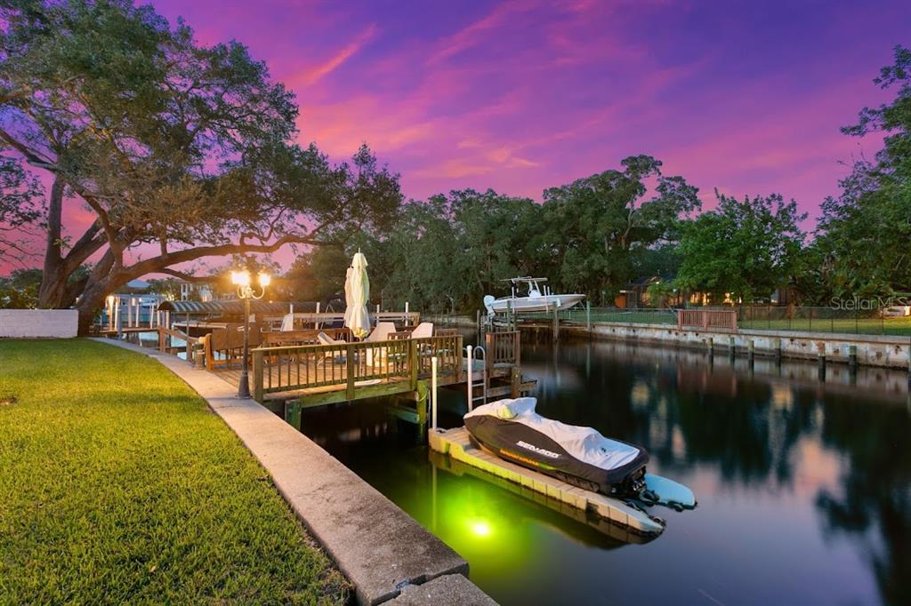 DAVIS ISLANDS PB10 PG52 TO 57 - Residential