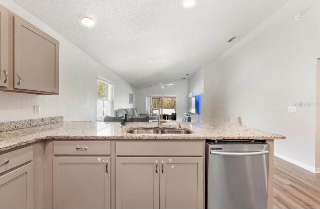 BREAKWATER COVE - Residential