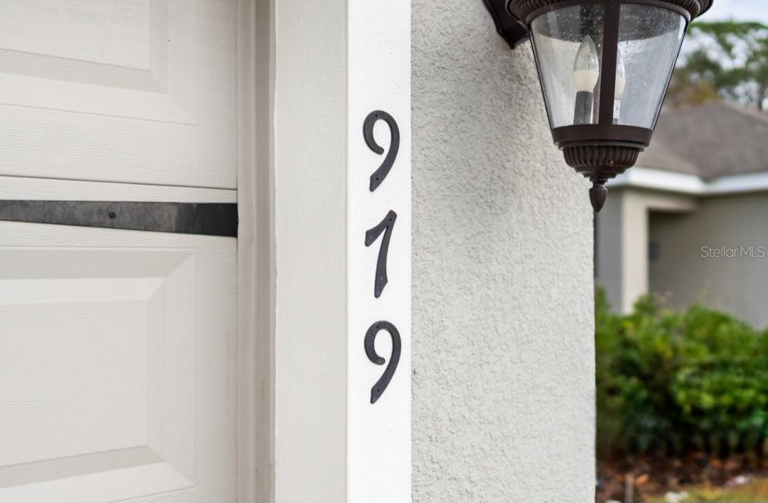 979 PEARLY RIDGE LANE