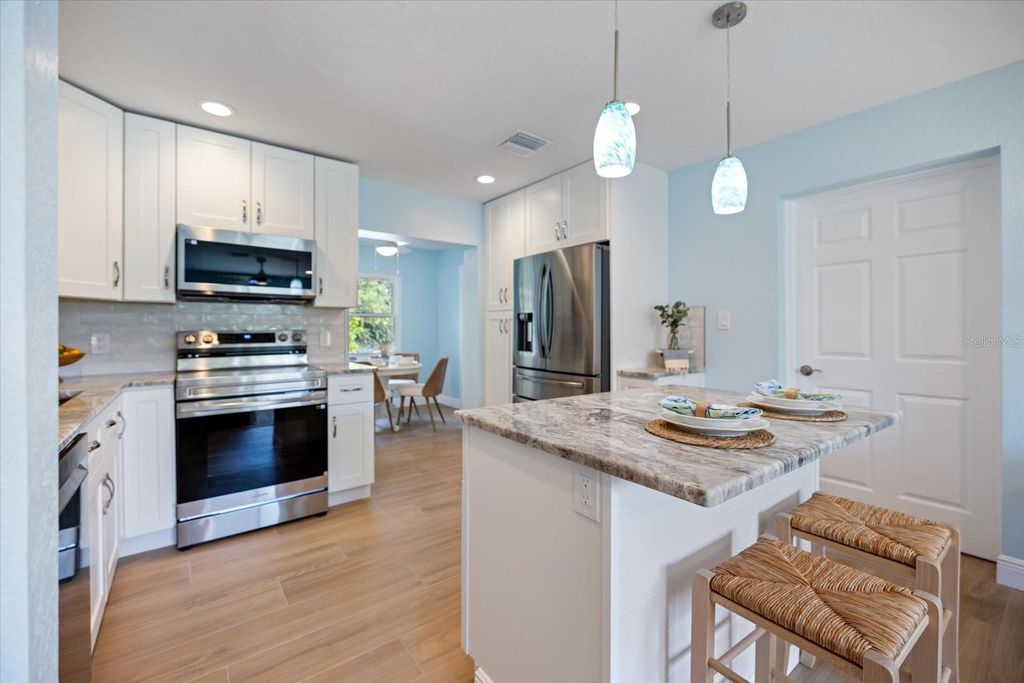 Photo of 810 Harvard Street, Englewood, FL 34223 (MLS # A4669010)