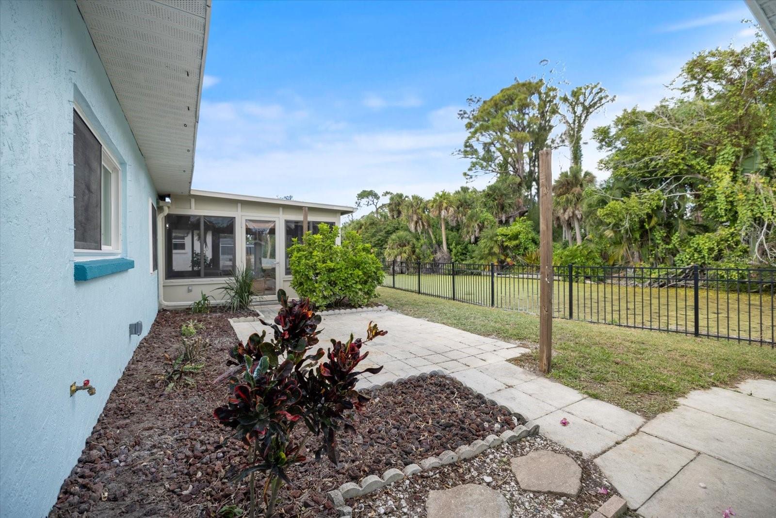 LEMON BAY PARK - Residential