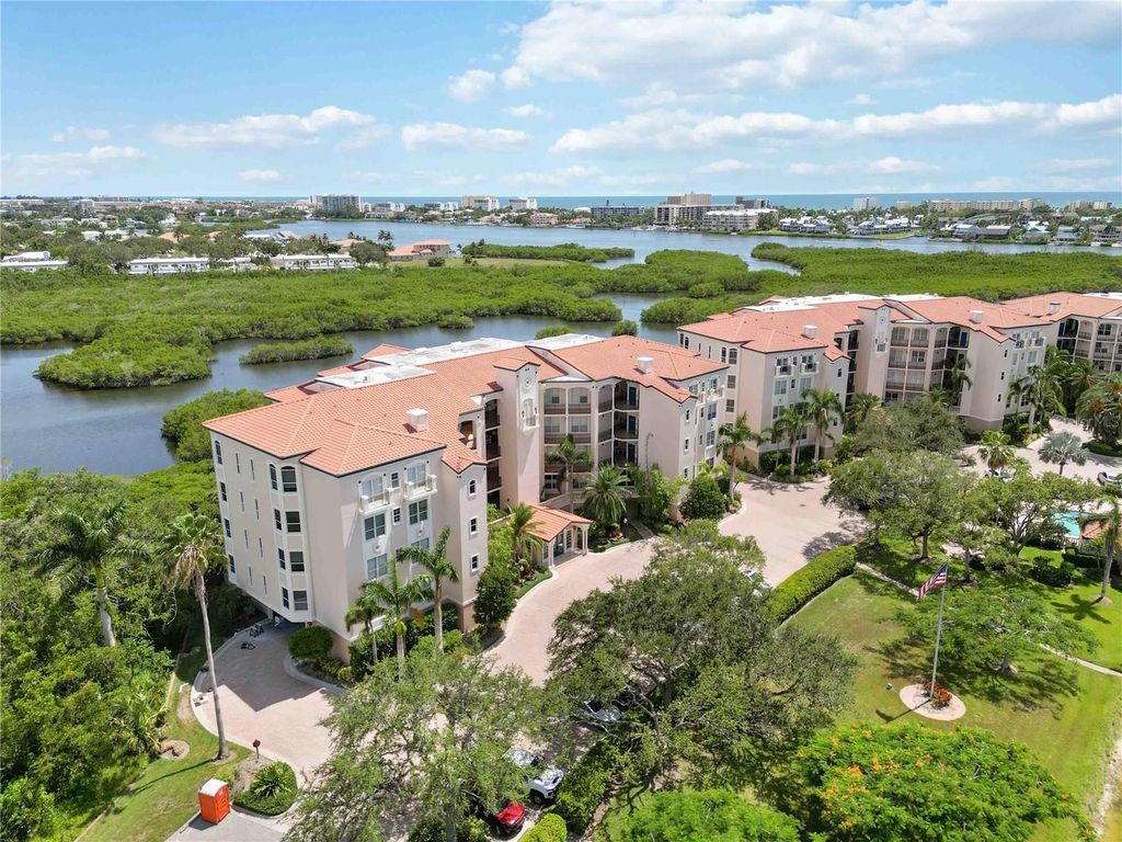 Photo of 5450 Eagles Point Circle #405, Sarasota, FL 34231 (MLS # A4671700)