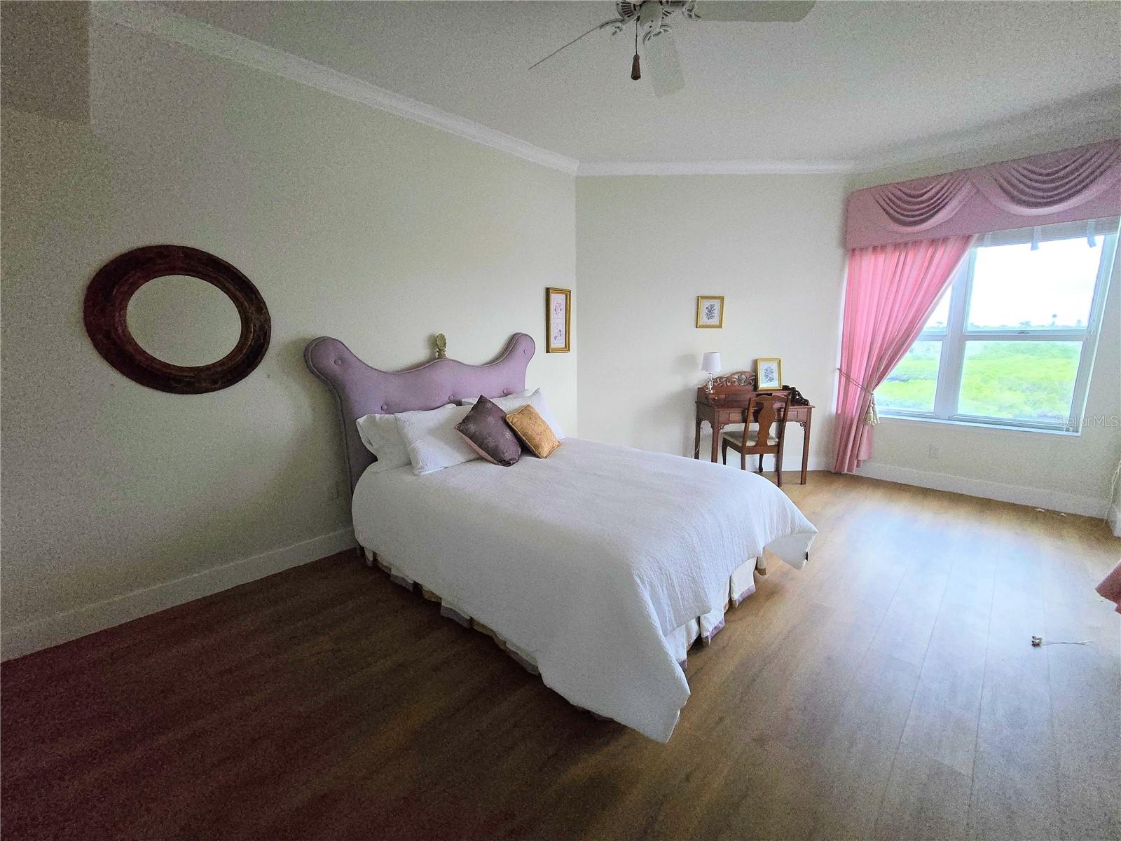 EAGLES POINT AT THE LANDINGS 4 - Residential