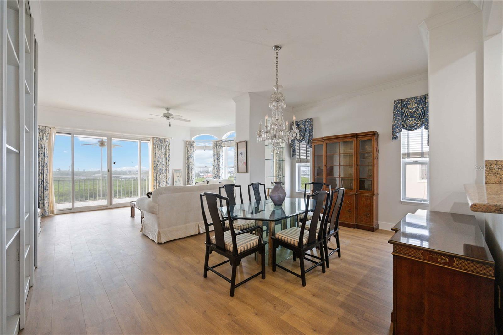 EAGLES POINT AT THE LANDINGS 4 - Residential