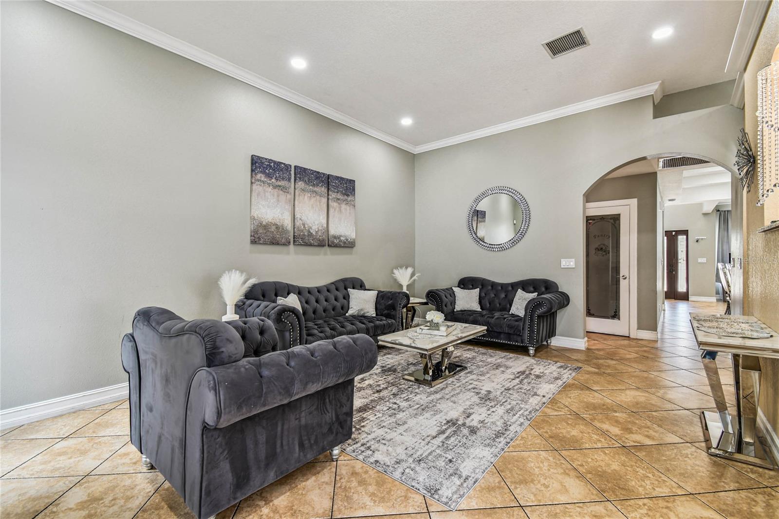 BAYNARD LEE JR 4 - Residential