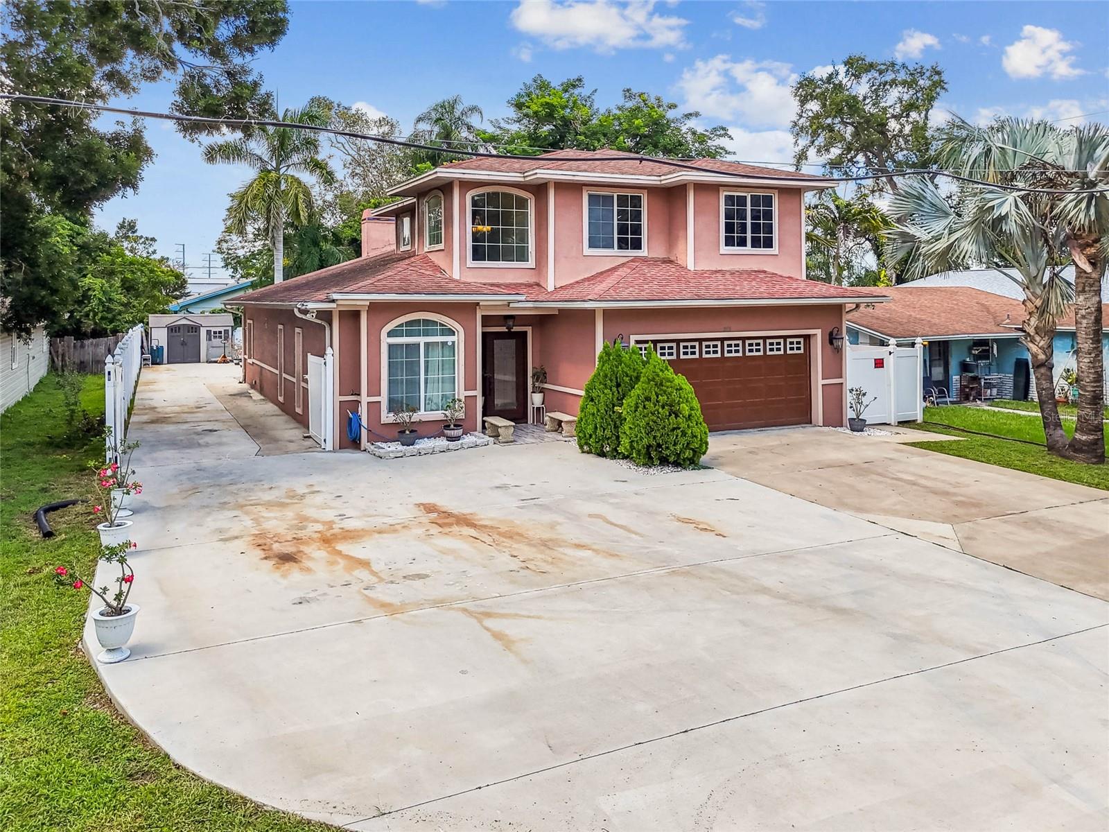 BAYNARD LEE JR 4 - Residential