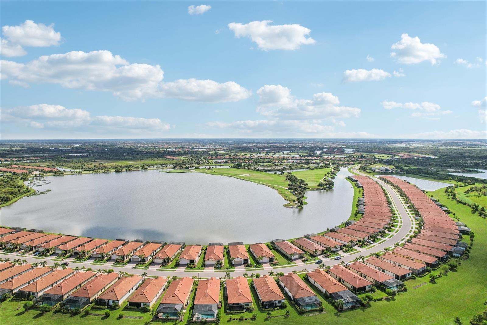 SARASOTA NATIONAL PH 13-B - Residential