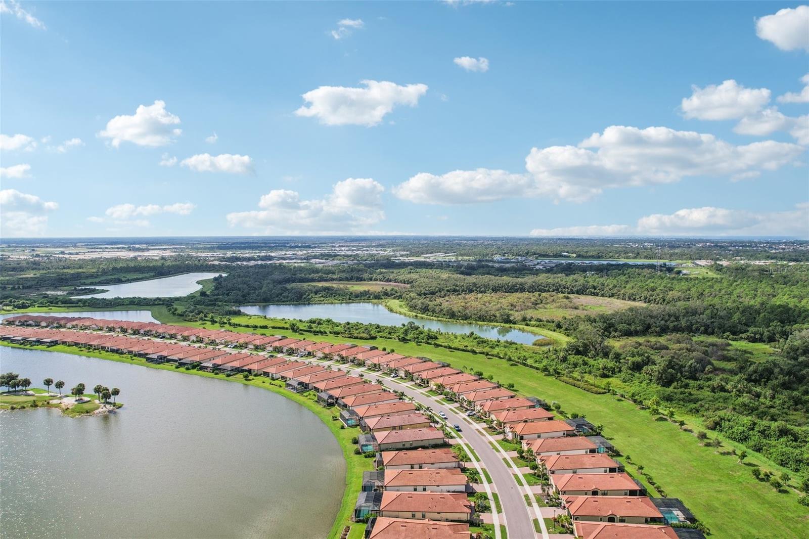 SARASOTA NATIONAL PH 13-B - Residential