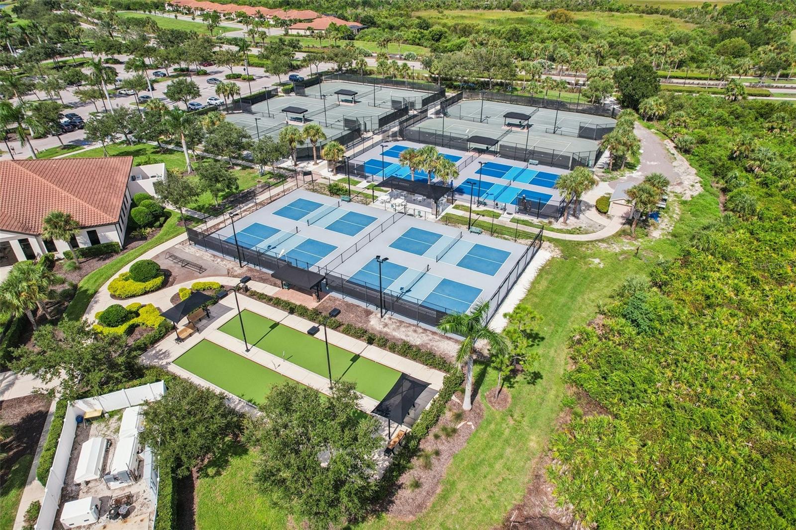 SARASOTA NATIONAL PH 13-B - Residential